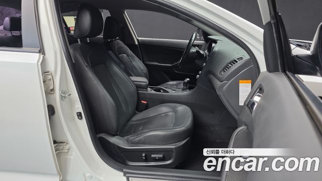 Kia K5 Hybrid Prestige 2014 — фото 11