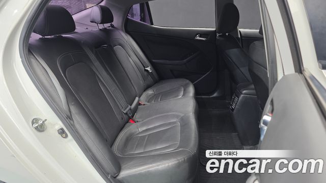 Kia K5 Hybrid Prestige 2014 — фото 12