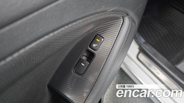 Kia K5 Hybrid Prestige 2014 — фото 17