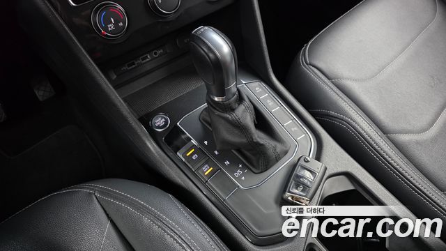 Volkswagen Tiguan (II) 2.0 TDI 2018 — фото 9