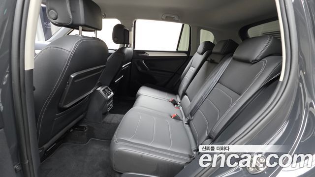 Volkswagen Tiguan (II) 2.0 TDI 2018 — фото 12