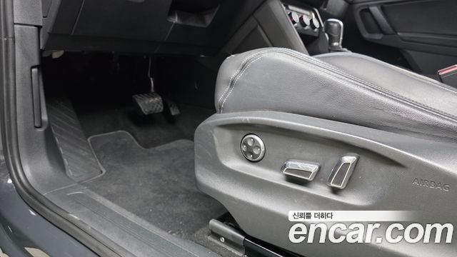 Volkswagen Tiguan (II) 2.0 TDI 2018 — фото 29