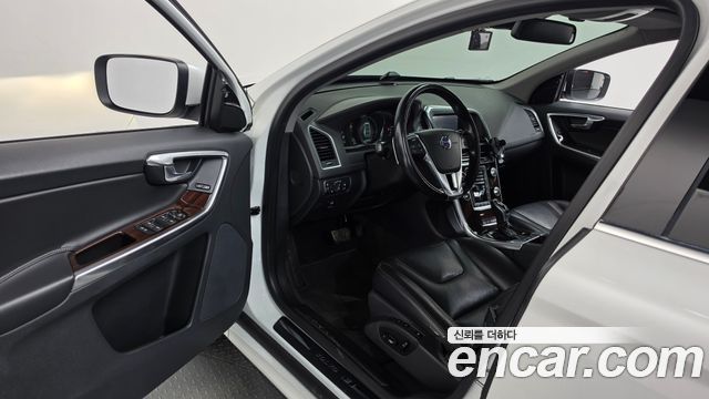 Volvo XC60 D4 1st 2014 — фото 10