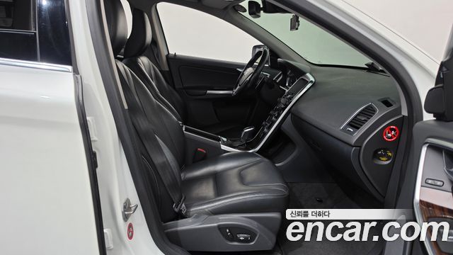 Volvo XC60 D4 1st 2014 — фото 11