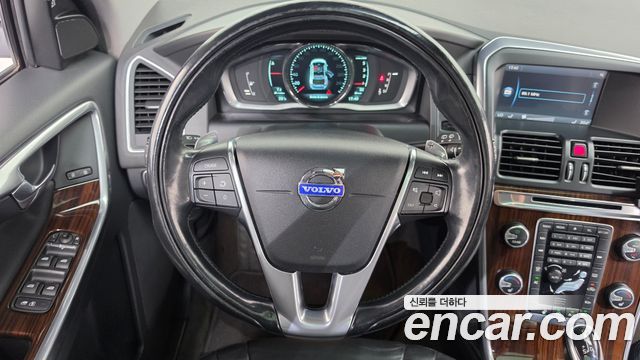 Volvo XC60 D4 1st 2014 — фото 13