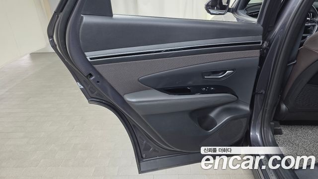 Hyundai Tucson (NX4) Gasoline 1.6 Turbo 2WD Inspiration 2021 — фото 25