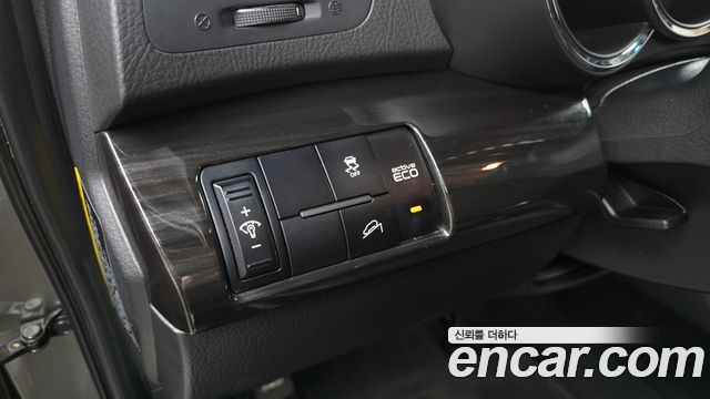 Kia Sorento R Diesel 2.0 2WD TLX High-Deluxe 2011 — фото 19