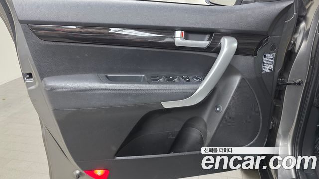 Kia Sorento R Diesel 2.0 2WD TLX High-Deluxe 2011 — фото 24