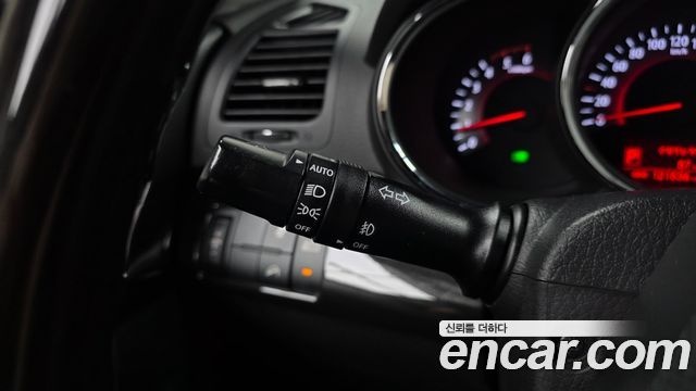 Kia Sorento R Diesel 2.0 2WD TLX High-Deluxe 2011 — фото 29