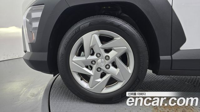 Hyundai Kona (SX2) Gasoline 1.6 Turbo 2WD Modern 2023 — фото 5