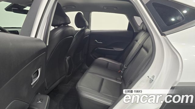 Hyundai Kona (SX2) Gasoline 1.6 Turbo 2WD Modern 2023 — фото 12