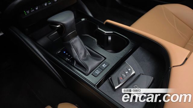Lexus ES300h (VII) Luxury Plus 2024 — фото 9