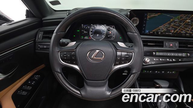 Lexus ES300h (VII) Luxury Plus 2024 — фото 14