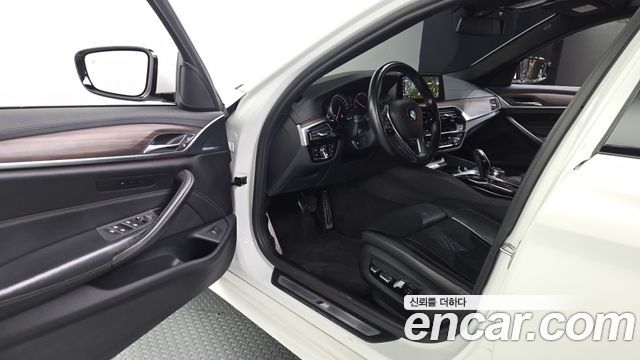BMW 5 Series (G30) 520d M Sport Package Plus 2017 — фото 10