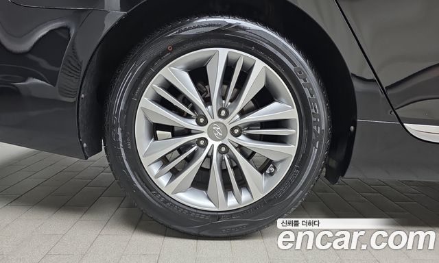 Hyundai Grandeur (HG) HG220 Diesel Modern 2015 — фото 5