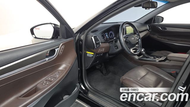 Hyundai Grandeur (IG) 2.4 Premium Special 2018 — фото 10