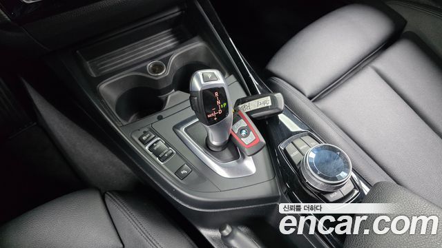 BMW 1 Series (F20) 118d Sport 5Door 2017 — фото 9