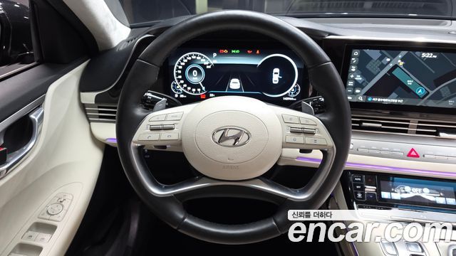 Hyundai Grandeur (IG) 2.5 Le Blanc 2023 — фото 13