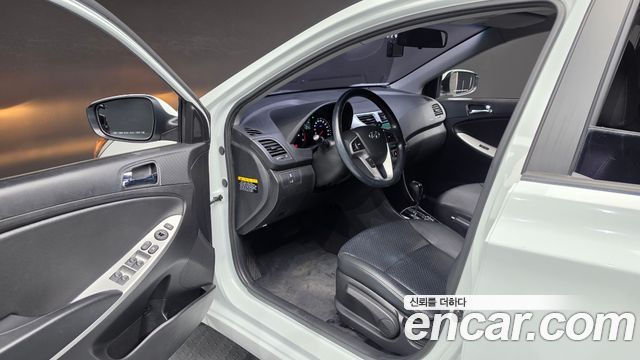 Hyundai Accent (New) 1.4 VVT Modern 2015 — фото 10