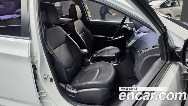 Hyundai Accent (New) 1.4 VVT Modern 2015 — фото 11