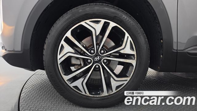 Hyundai Santa Fe (TM) Diesel 2.0 2WD Premium 2019 — фото 5