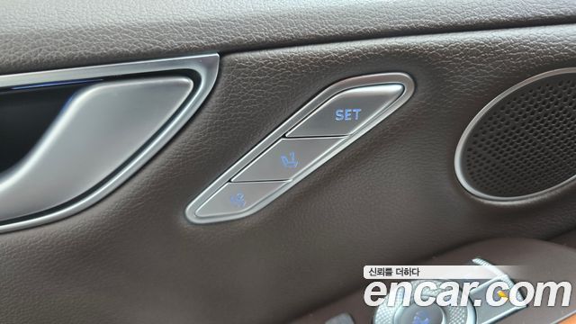 Genesis G80 (RG3) Gasoline 2.5 Turbo AWD 2022 — фото 27