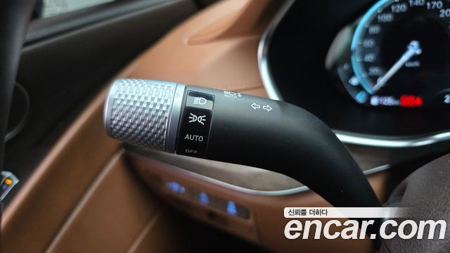 Genesis G80 (RG3) Gasoline 2.5 Turbo AWD 2022 — фото 31