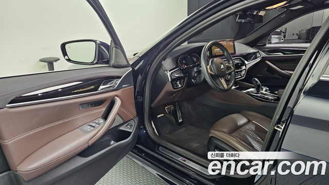 BMW 5 Series (G30) 530i xDrive M Sport Package 2022 — фото 10