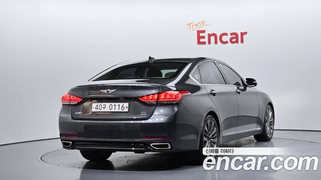Genesis G80 3.3 GDI AWD Premium Luxury 2017 — фото 2