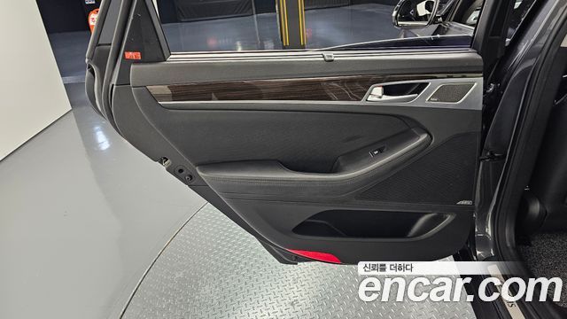 Genesis G80 3.3 GDI AWD Premium Luxury 2017 — фото 25
