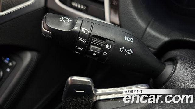 Genesis G80 3.3 GDI AWD Premium Luxury 2017 — фото 29
