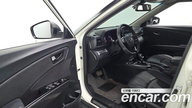 KG Mobility (SsangYong) Very New Tivoli Gasoline 1.5 2WD V5 2020 — фото 10