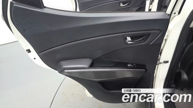 KG Mobility (SsangYong) Very New Tivoli Gasoline 1.5 2WD V5 2020 — фото 25