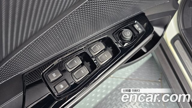 KG Mobility (SsangYong) Very New Tivoli Gasoline 1.5 2WD V5 2020 — фото 11