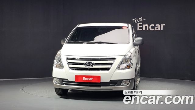 Hyundai Grand Starex 11-Seater Wagon Modern Special 2017 — фото 3