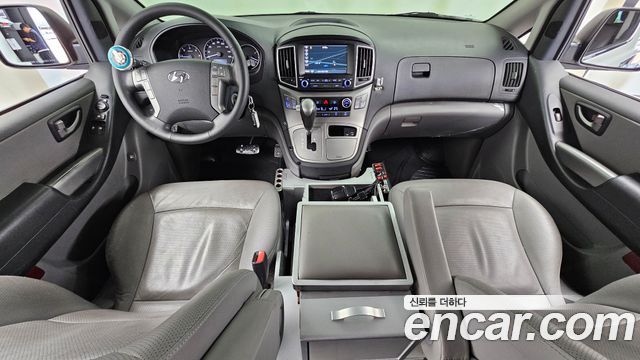 Hyundai Grand Starex 11-Seater Wagon Modern Special 2017 — фото 7