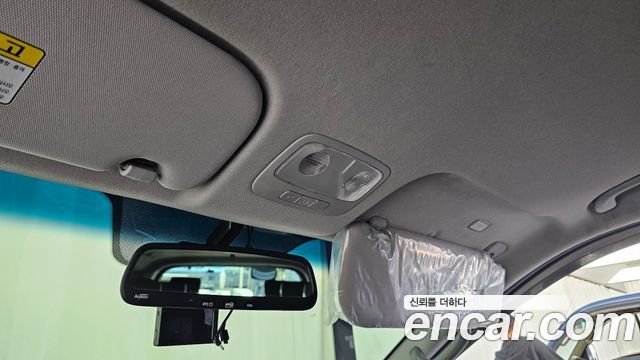 Hyundai Grand Starex 11-Seater Wagon Modern Special 2017 — фото 24