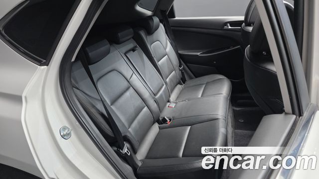 Hyundai Tucson Diesel 1.7 2WD Premium 2017 — фото 11