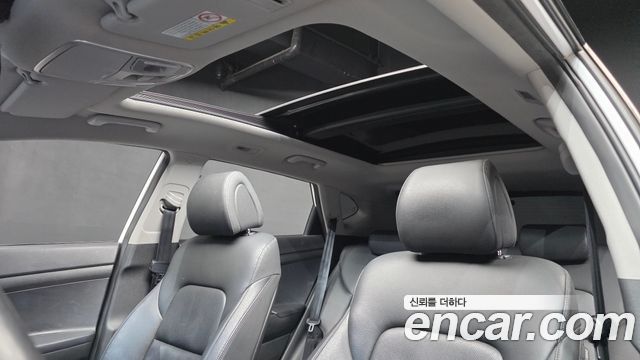 Hyundai Tucson Diesel 1.7 2WD Premium 2017 — фото 17