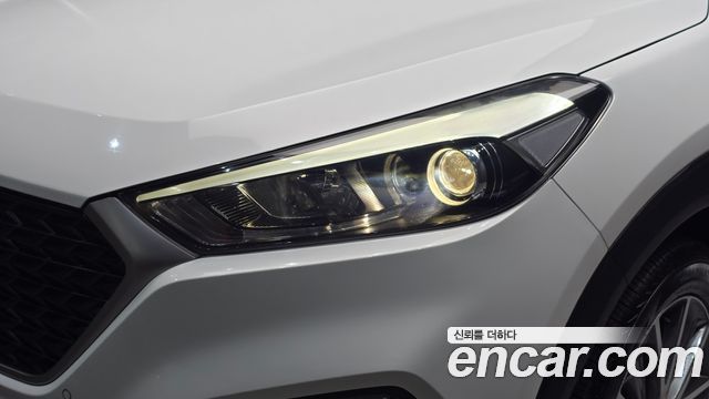 Hyundai Tucson Diesel 1.7 2WD Premium 2017 — фото 22