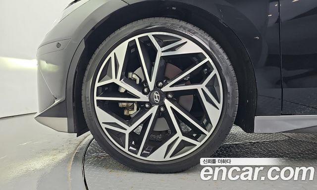 Hyundai Ioniq 6 Long Range Prestige 2023 — фото 5