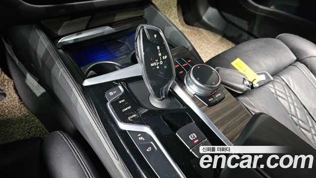 BMW 5 Series (G30) 520d M Sport Package Plus 2017 — фото 9