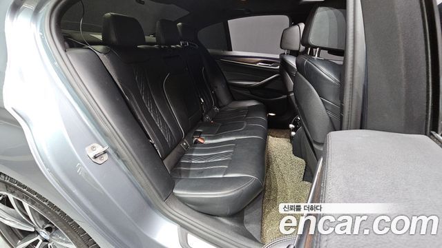 BMW 5 Series (G30) 520d M Sport Package Plus 2017 — фото 11