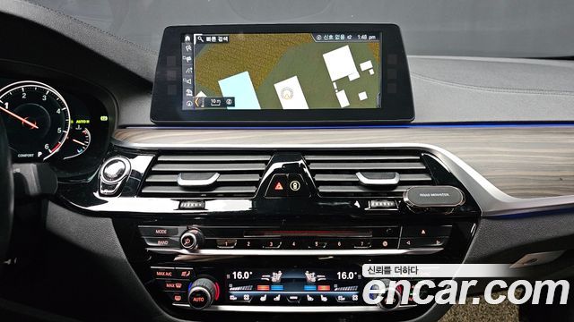 BMW 5 Series (G30) 520d M Sport Package Plus 2017 — фото 14