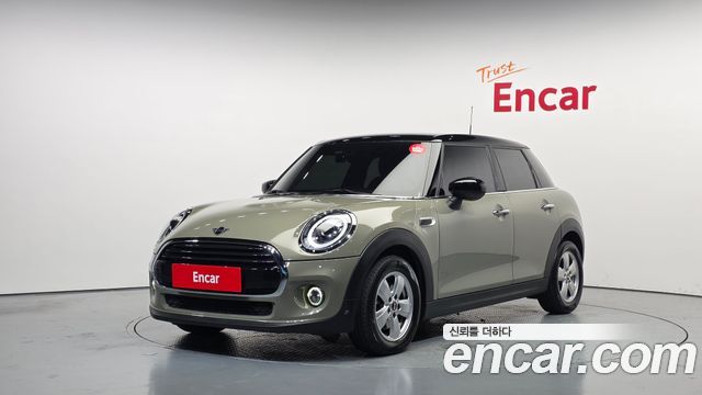 MINI Cooper 5Door Standard 3rd 2020 — фото 1