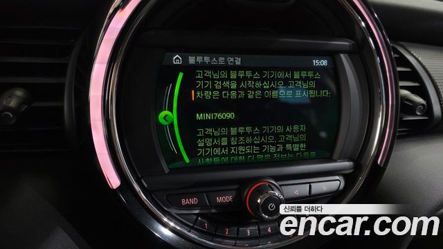 MINI Cooper 5Door Standard 3rd 2020 — фото 17