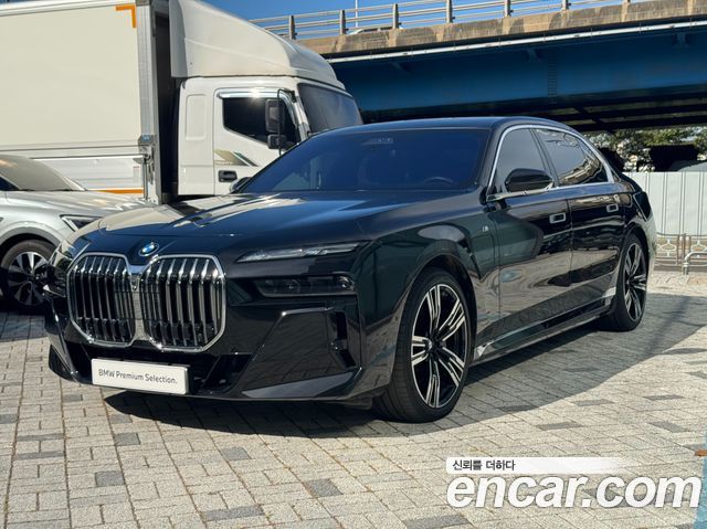 BMW 7 Series (G70) 750e xDrive M Sport