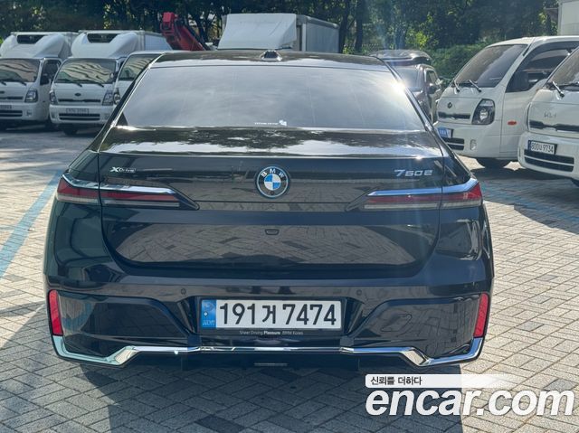 BMW 7 Series (G70) 750e xDrive M Sport 2024 — фото 4