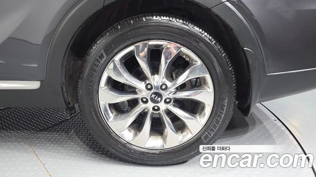 Kia Sorento Diesel 2.2 2WD Noblesse Special 2018 — фото 5
