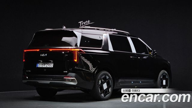 Kia Carnival (IV) HEV 9seater Signature 2027 — фото 2
